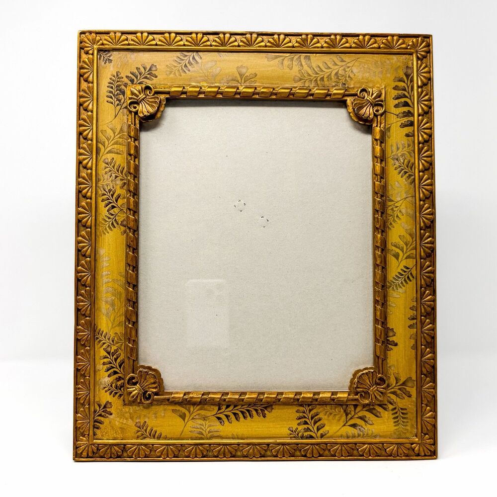 Vintage Gold Gilt 8x10 Frame Heavy Ornate Shell Hollywood Regency